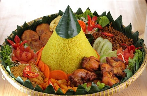 Paket tumpeng baru  Istana Catering