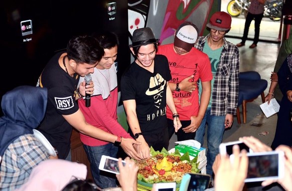 Read more about the article Tumpeng Syukuran